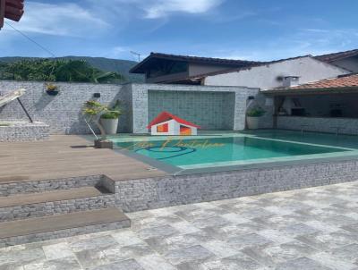 Casa para Venda, em Caraguatatuba, bairro Massaguaçu, 1 dormitório, 1 banheiro, 2 vagas